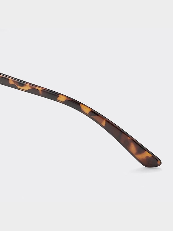 UVカットセルフレームウェリントングラス