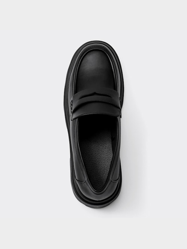 ボリュームソールコインローファー