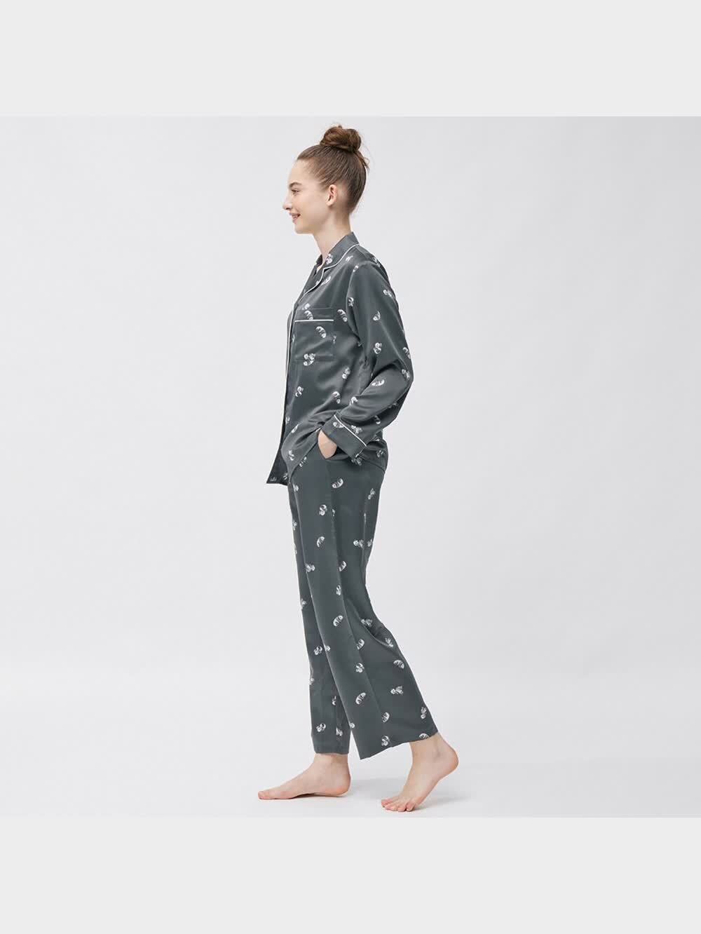 パンダ柄　八掛　絹100% パンダ柄 八掛 絹100% 柄袷着物 ギンガムうさぎ（青） | ＃さく研究所