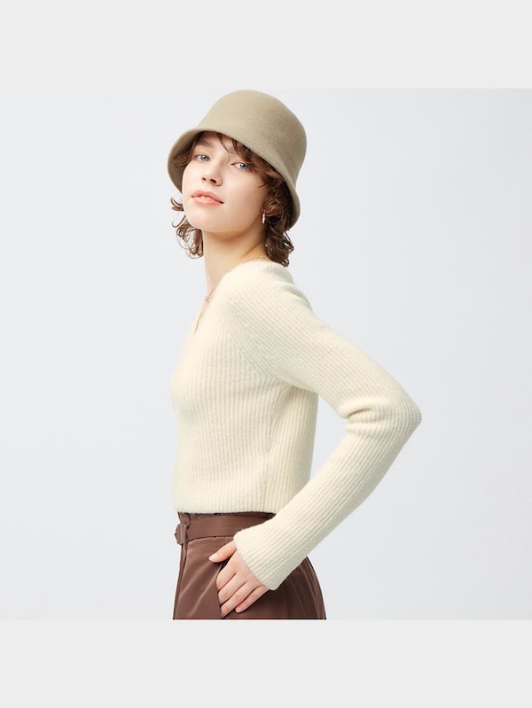 パフィータッチVネッククロップドセーター(長袖)