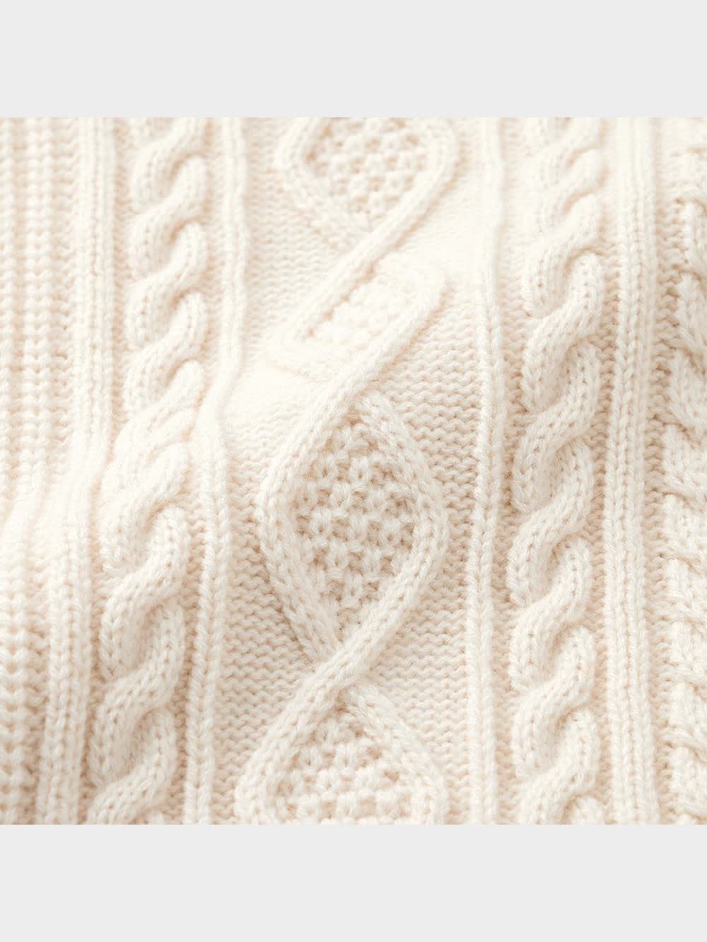 GU公式 | ケーブルニットミニスカート(セットアップ可能)