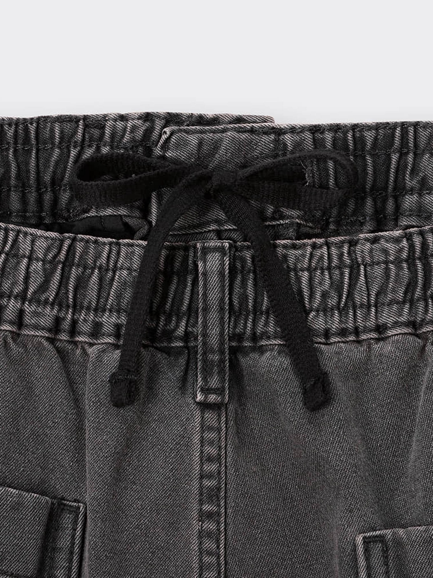 GU カーゴパンツandジーンズ5点セット GU カーゴパンツandジーンズ5点セット