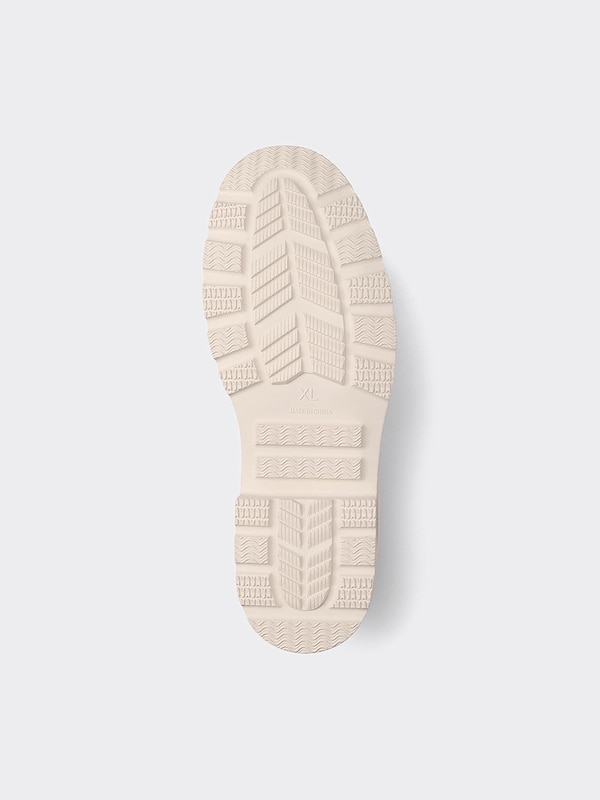 レインスニーカー