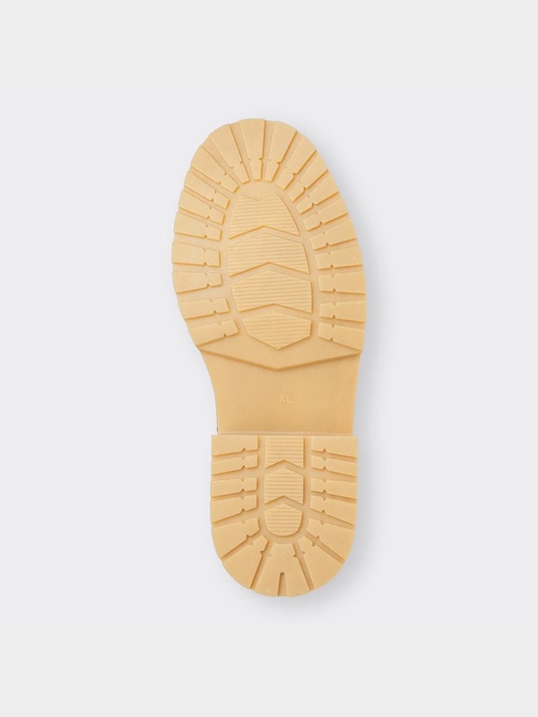 チロリアンブーツ+X