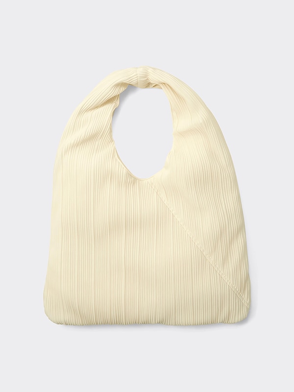 プリーツトライアングルバッグ