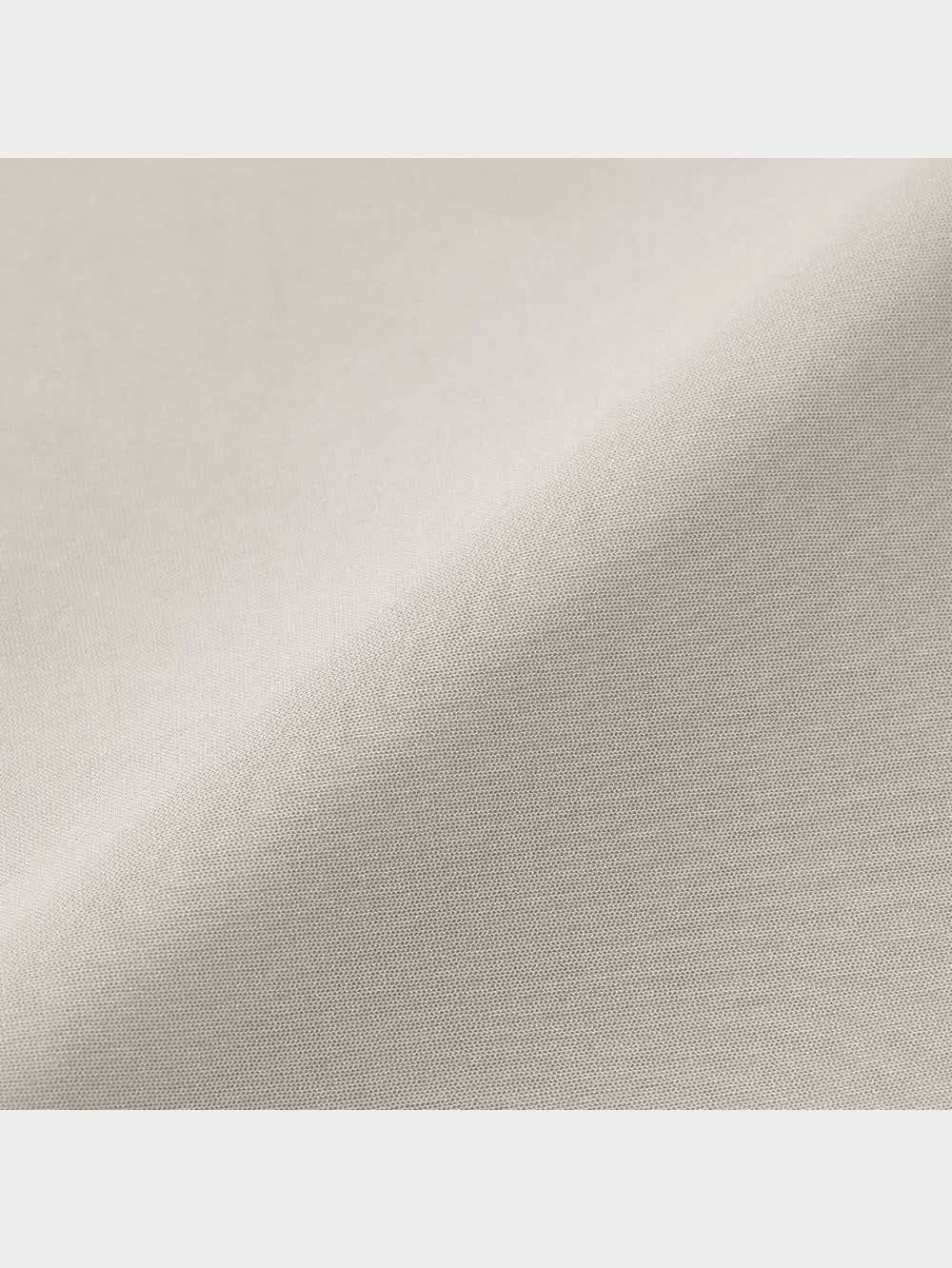 GU公式 | シアーハイネックT(長袖)