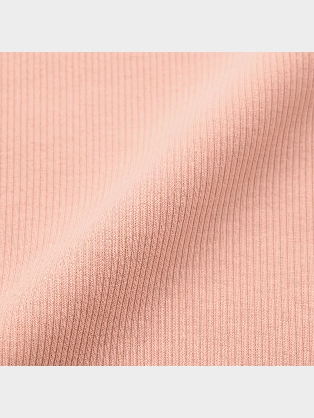 GU公式 | フロントボタンオフショルダーT(半袖)+E