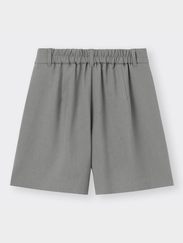 タックショートパンツ