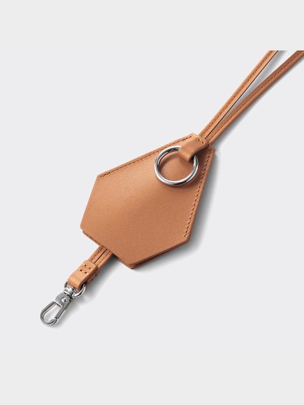 レザーキーネックレス+E