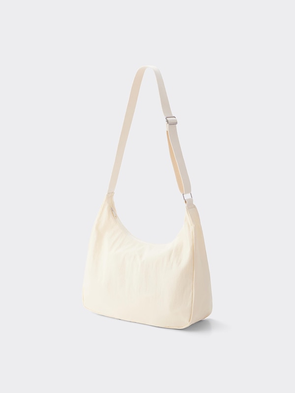 ラウンドショルダーバッグ