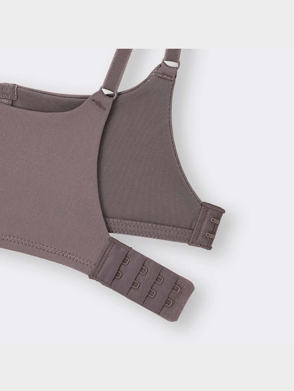 GU公式 | プッシュアップブラ+E(セットアップ可能)