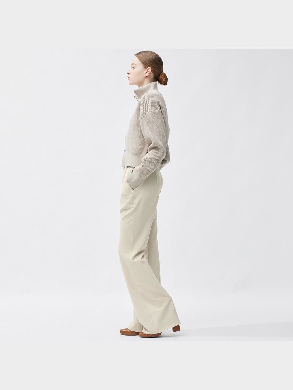 くまさま専用 GU公式 | ストレッチフレアパンツA+EC(丈長め80.5cm)