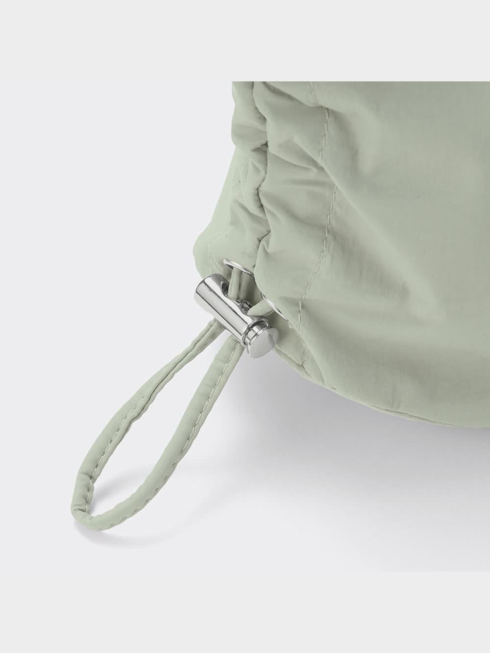 GU公式 | ナイロンサイドドローストリングバッグ