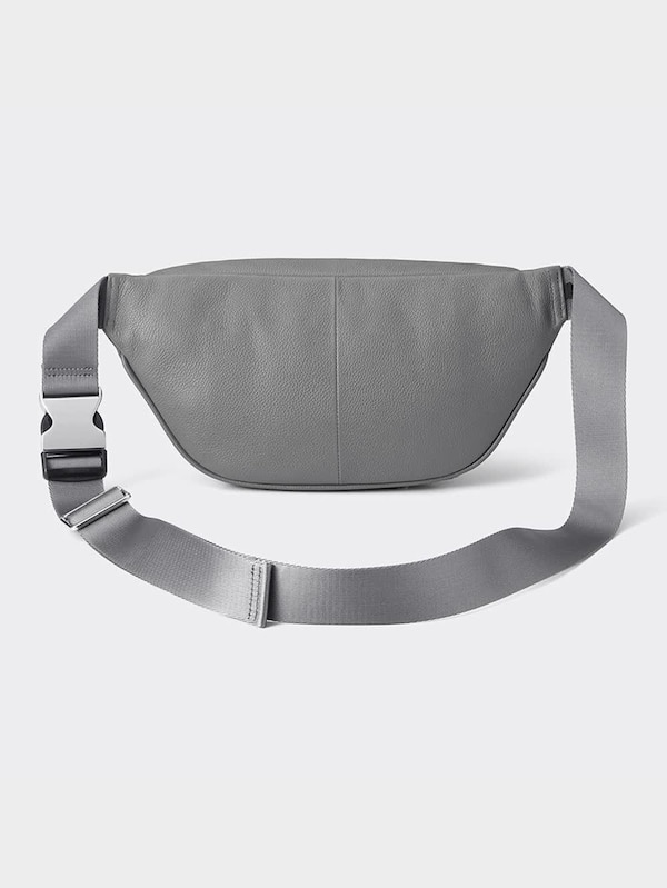 リアルレザーボディバッグ