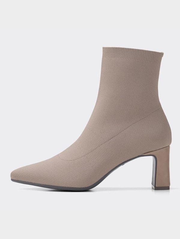 ポインテッドニットブーツ