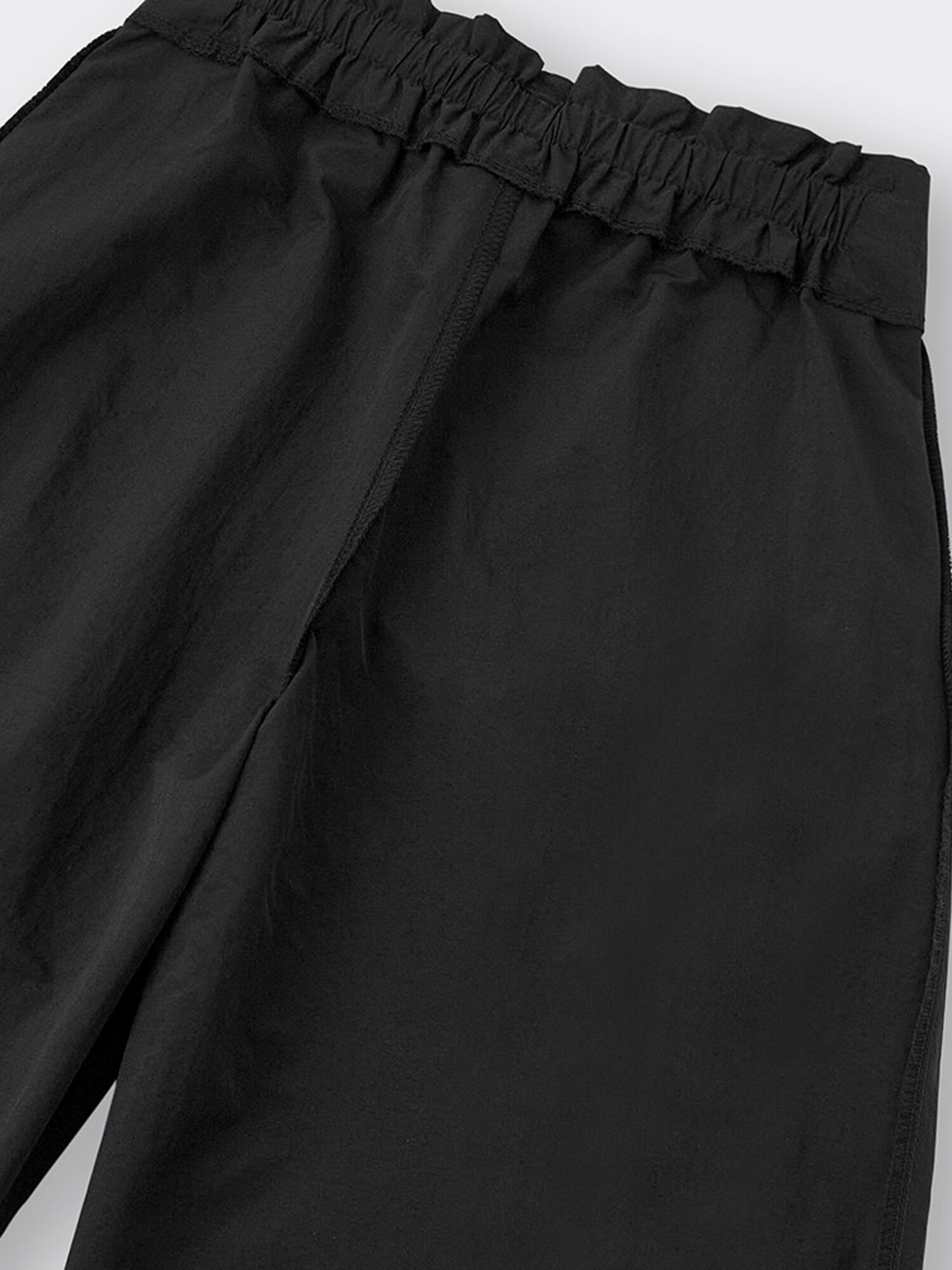 GU公式 | テックタックコクーンパンツ+EC(丈短め65.0cm)