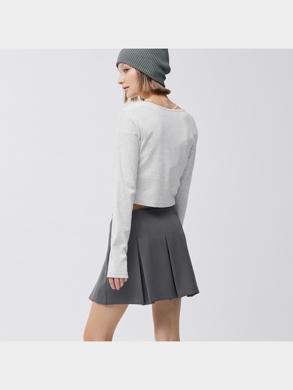 ローウエストプリーツミニスカート