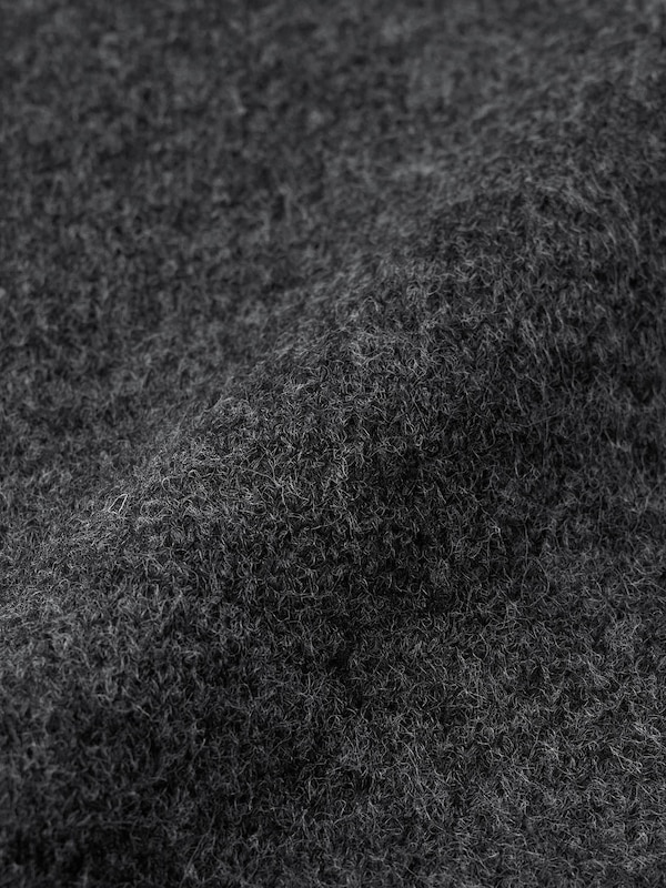 パフィータッチハイネックセーター