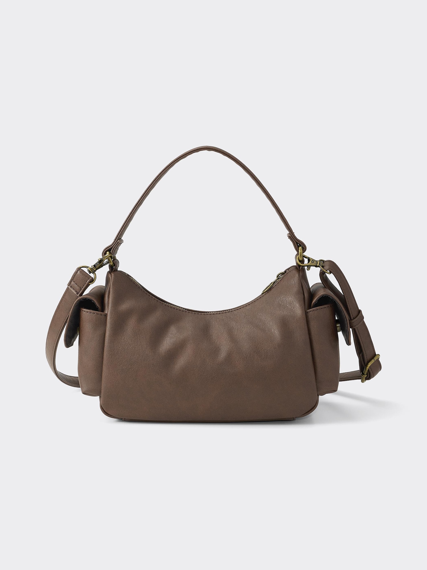 GU公式 | レザータッチアウトポケットバッグ