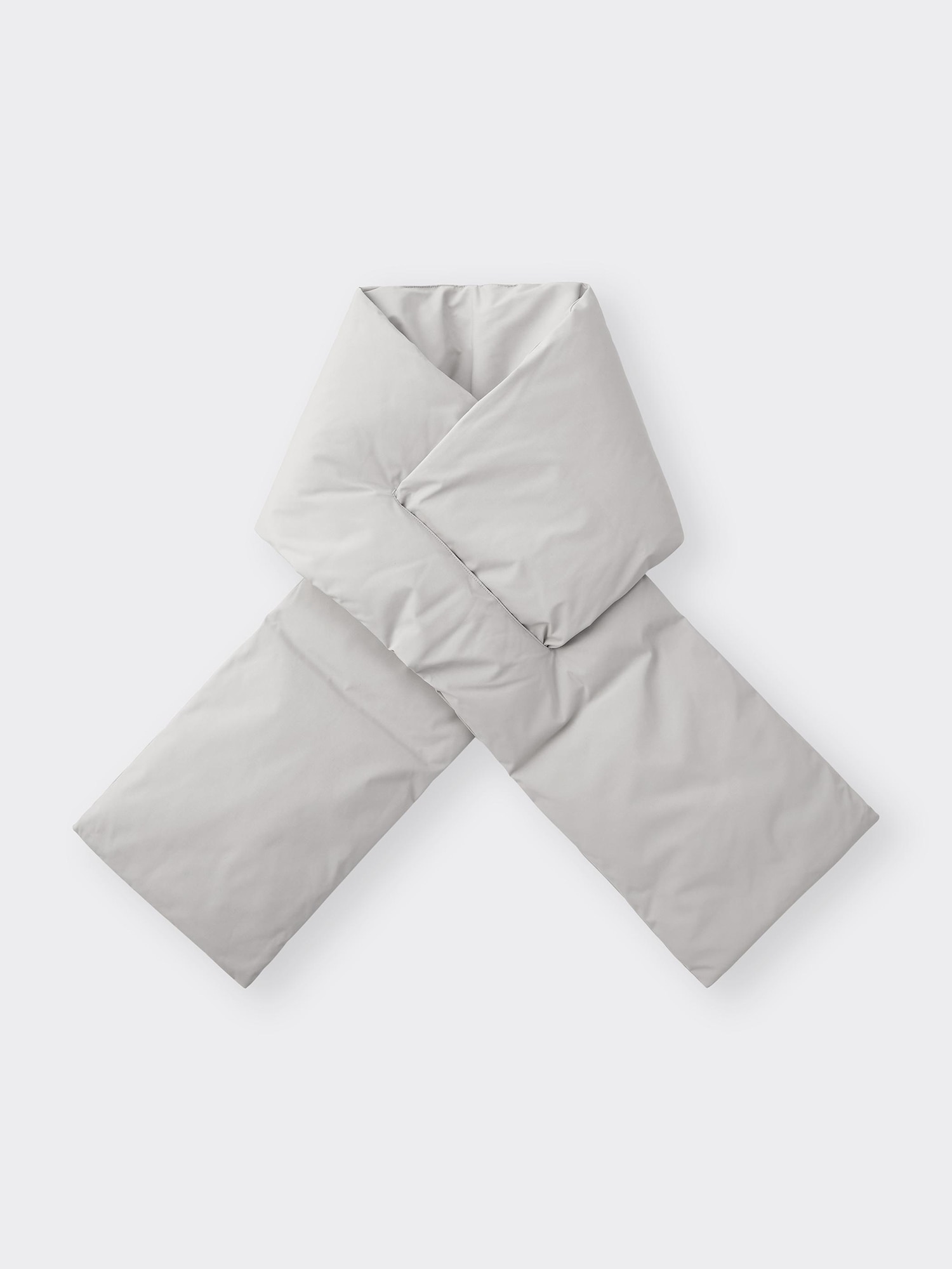 GU公式 | ヒートパデッドマフラー+E