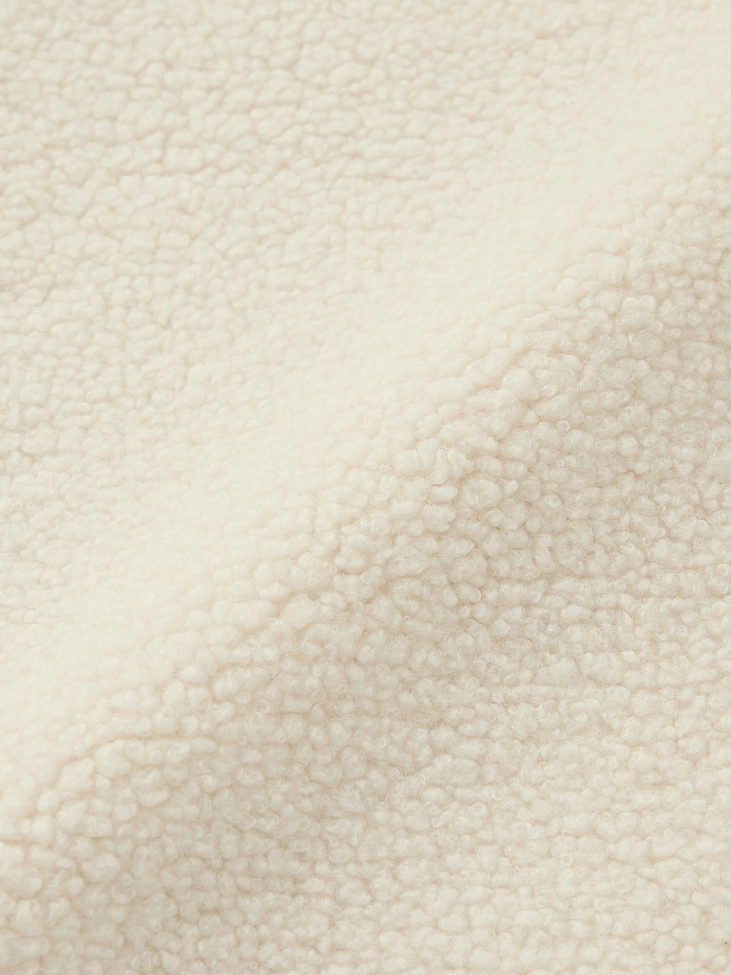 GU公式 | ボアベスト+EC