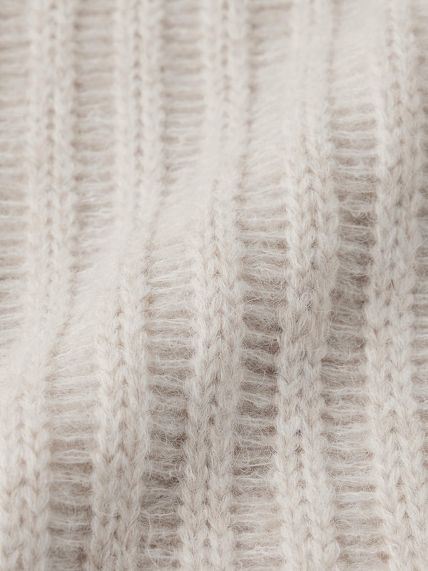 ライトヘアリーボクシーセーターQ