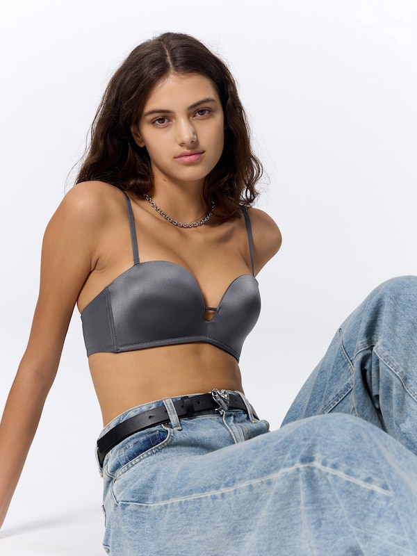 ストラップレスブラ+E(セットアップ可能)