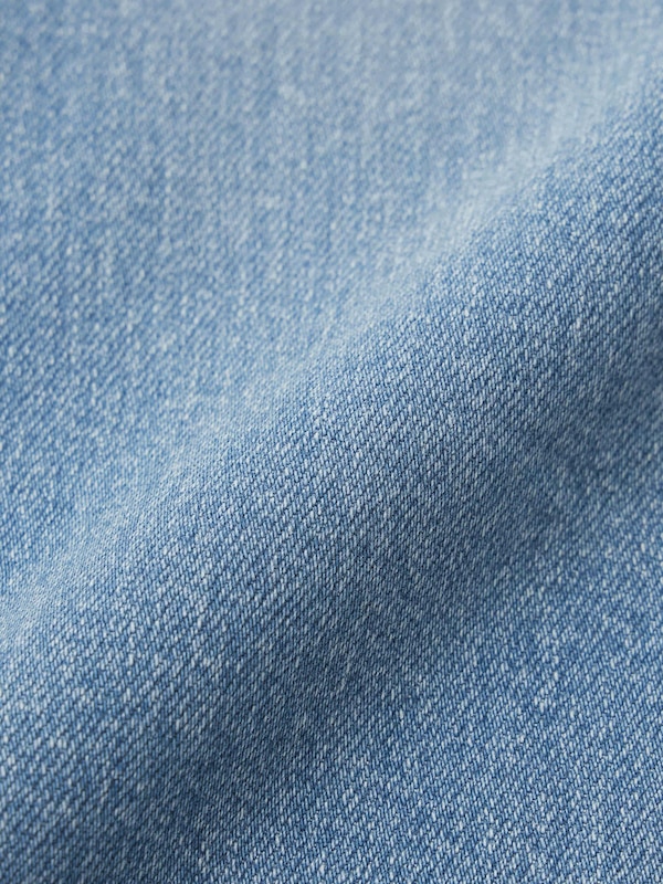 ミドルライズスリムジーンズ+E