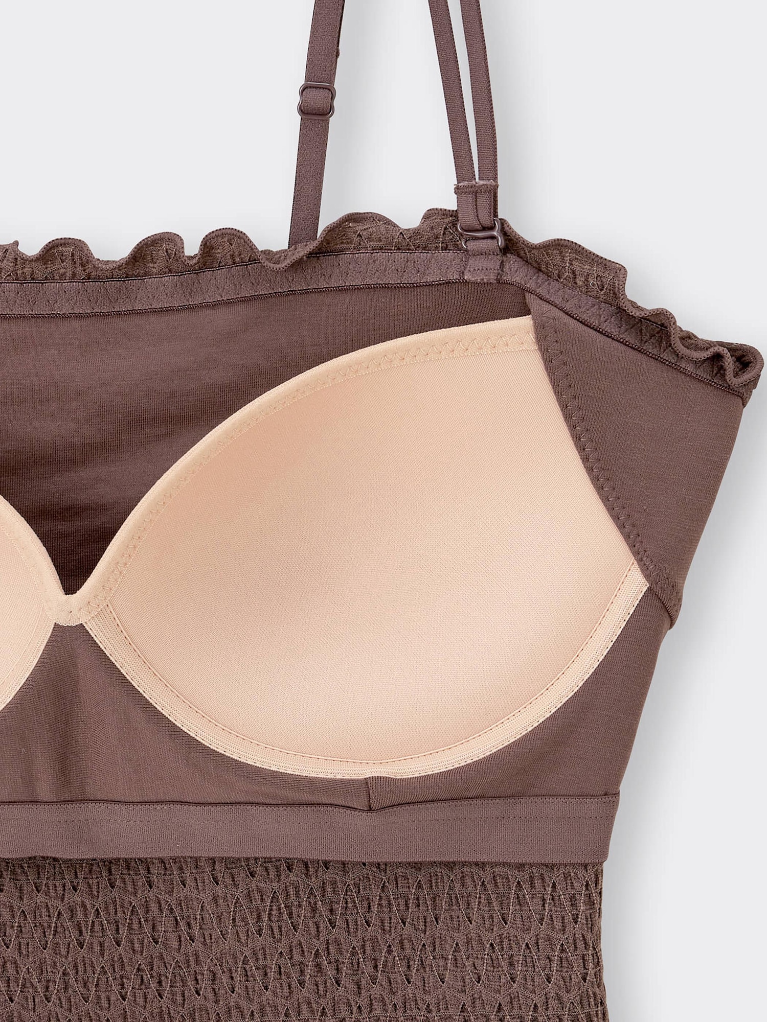 GU公式 | ブラフィールシャーリングクロップドチューブトップ