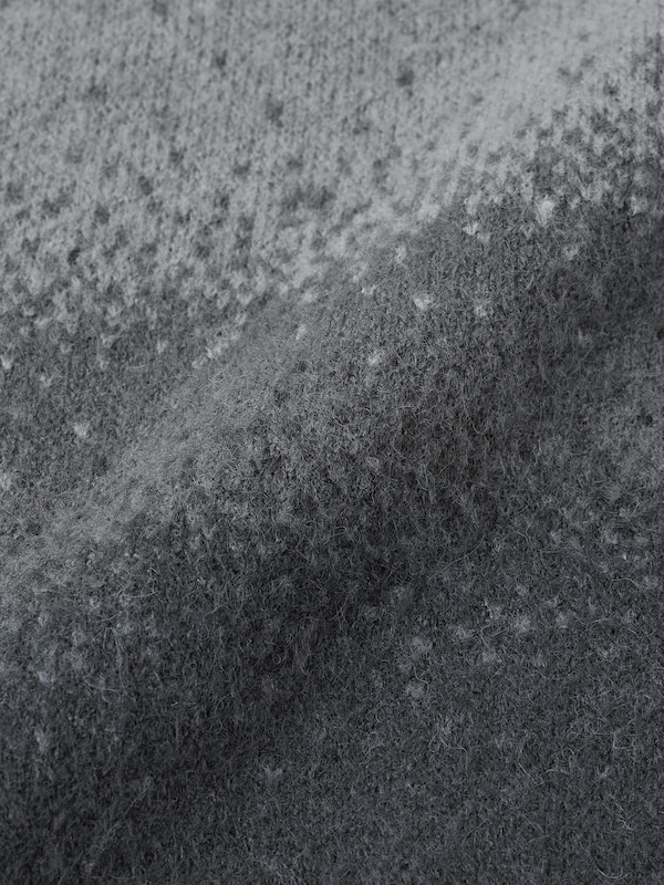 ブラッシーニットクルーネックセーター(グラデーション)