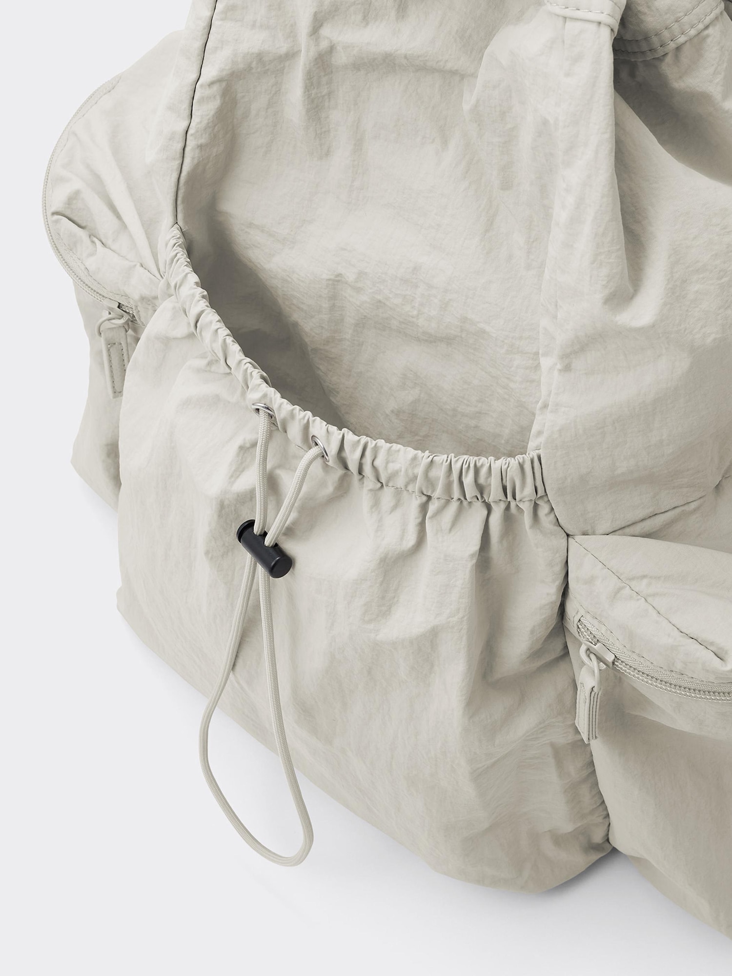 GU公式 | ソフトナイロンドローストリングバックパック