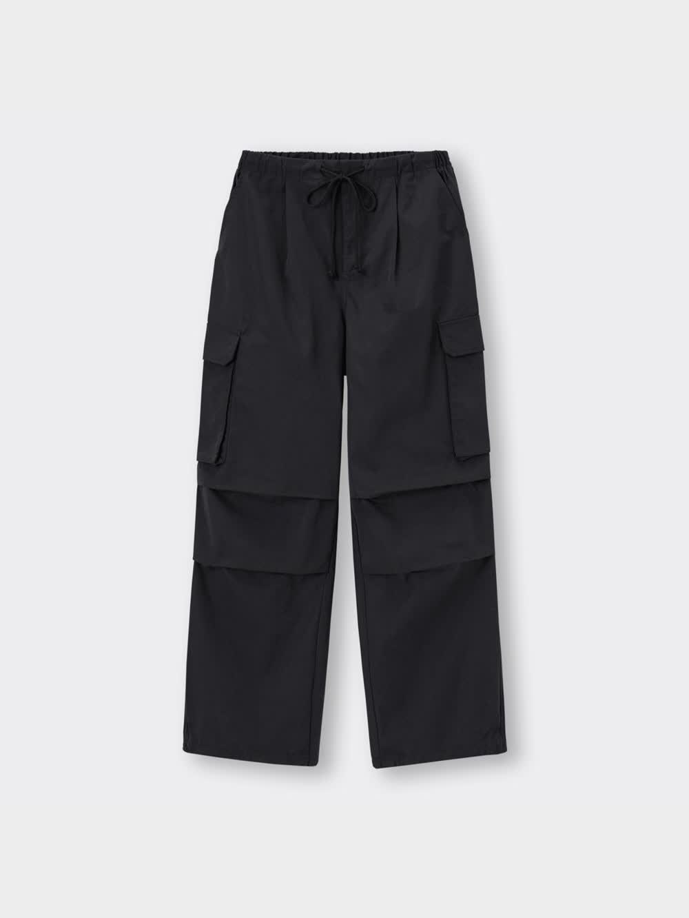 GU公式 | パラシュートカーゴパンツ+OS(米国仕様)