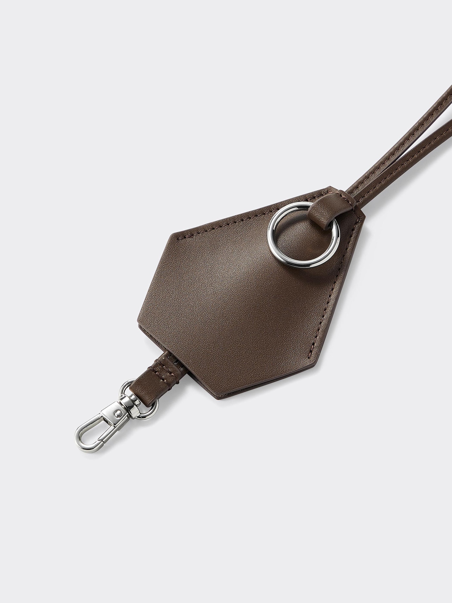 GU公式 | レザーキーネックレス