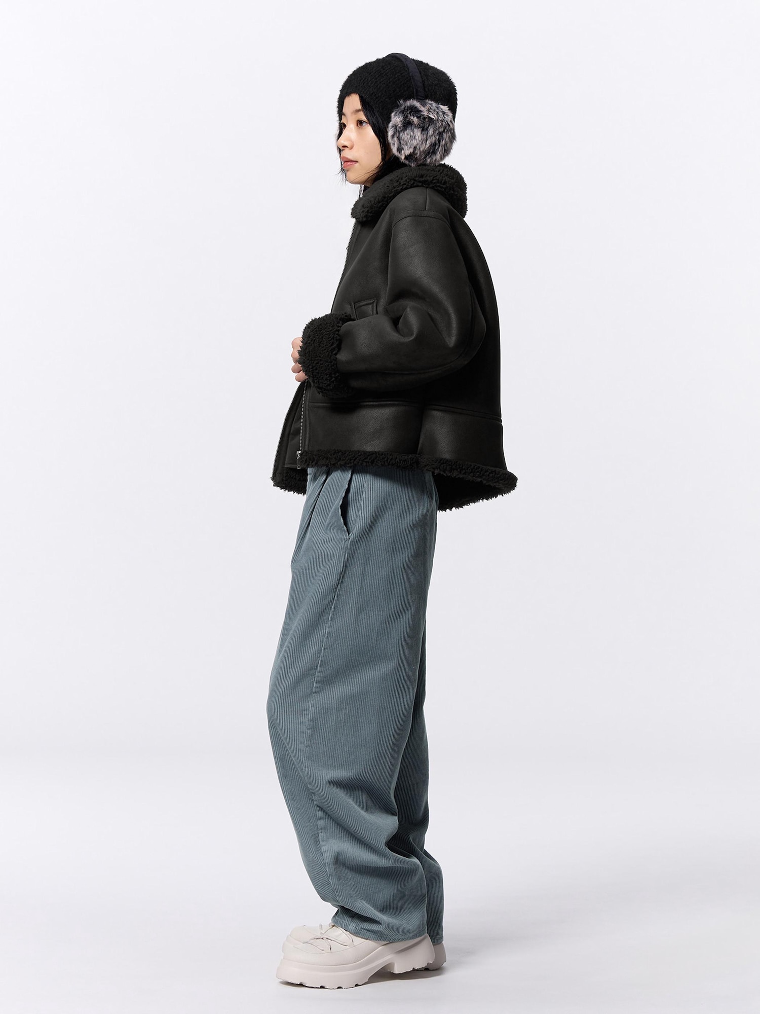 GU公式 | コーデュロイバレルレッグパンツ+EC(丈短め68.0cm