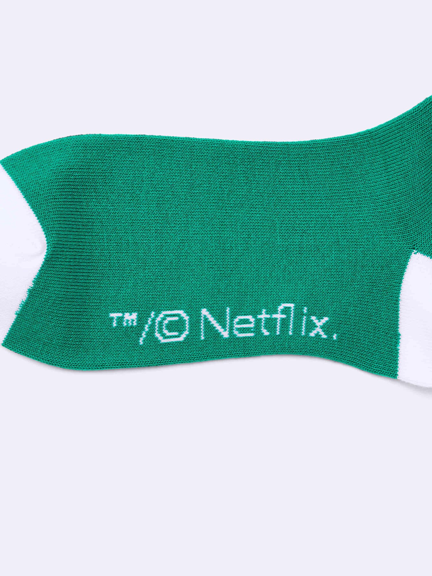 FASHIONSNAP | 「ジーユー（GU）」が、『Netflixシリーズ「イカ