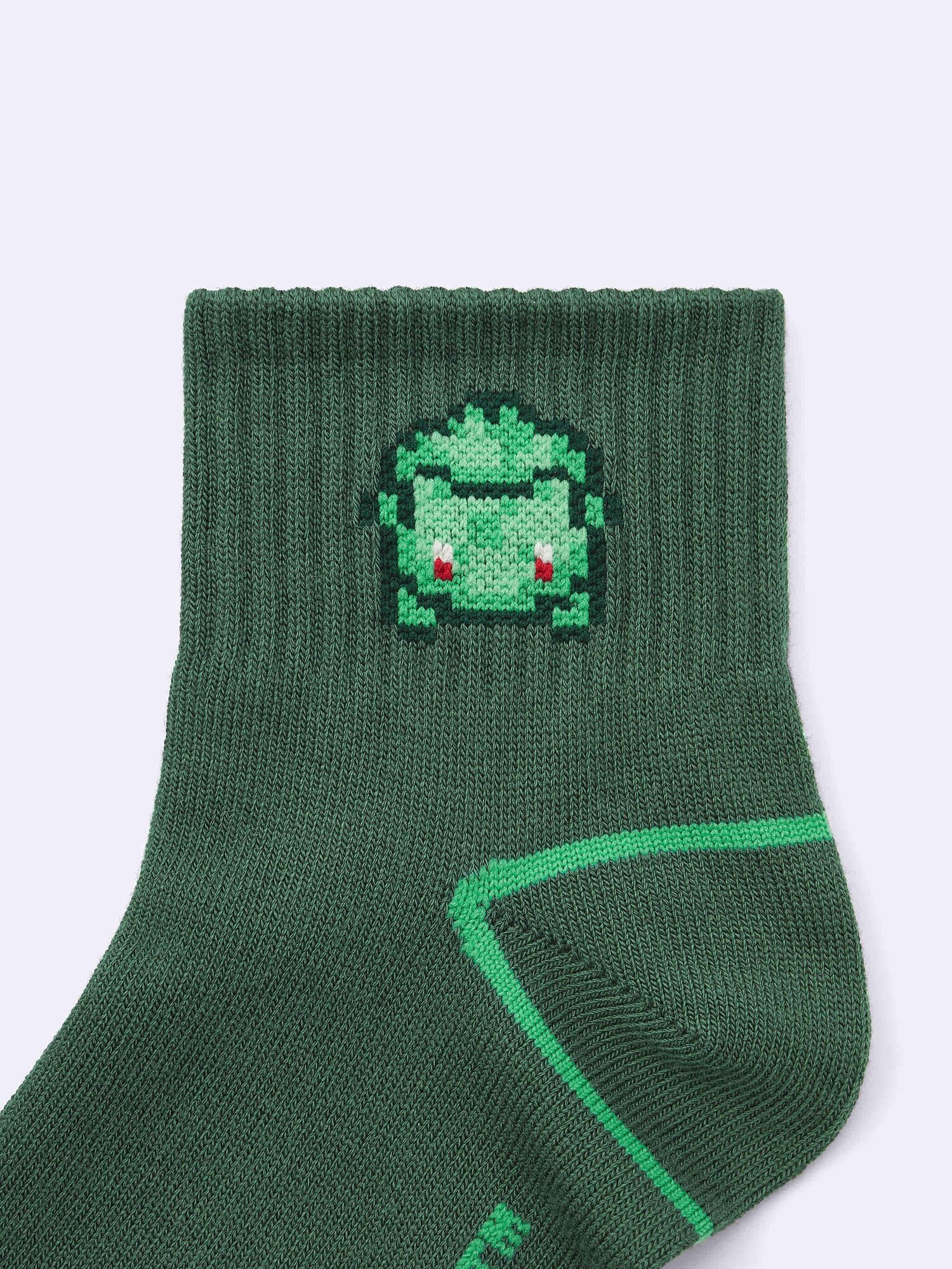 GU公式 | ソックス Pokemon