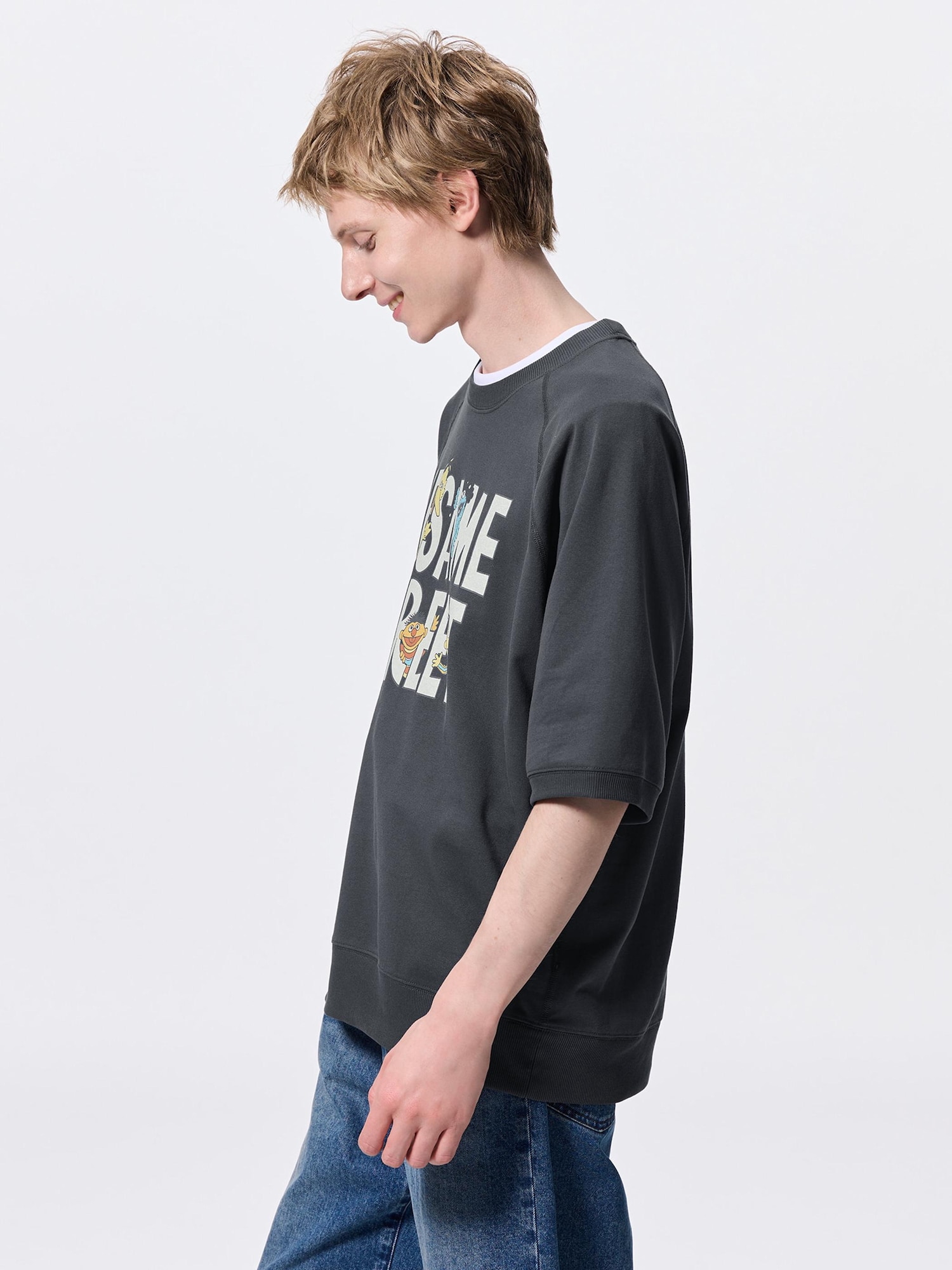 GU公式 | スウェT(5分袖) Sesame Street