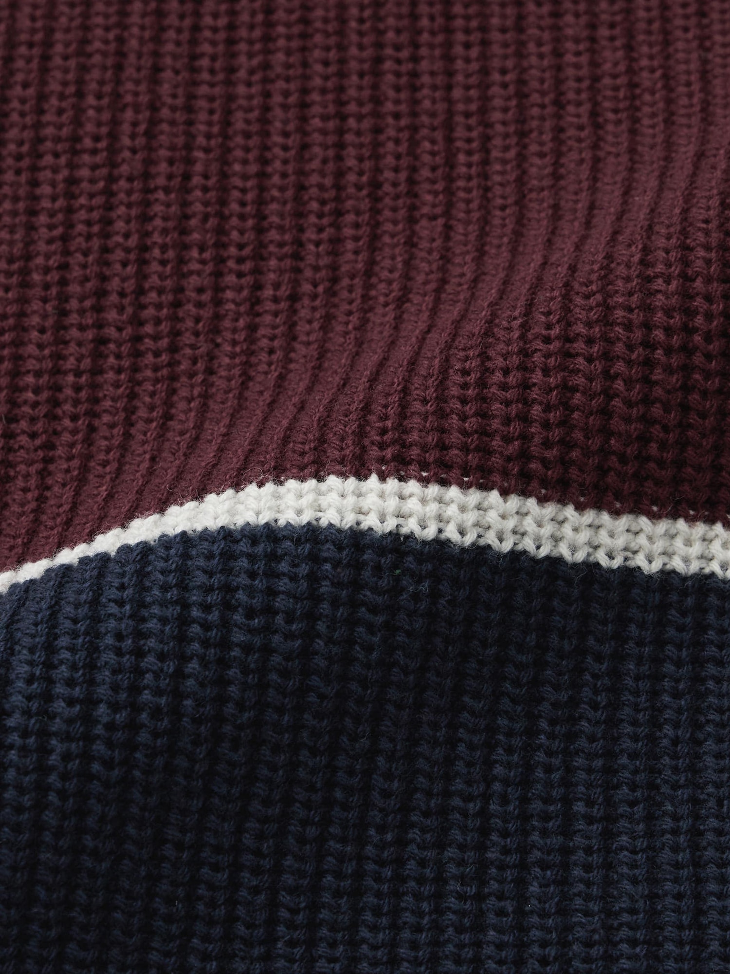 GU公式 | ボーダークルーネックセーター