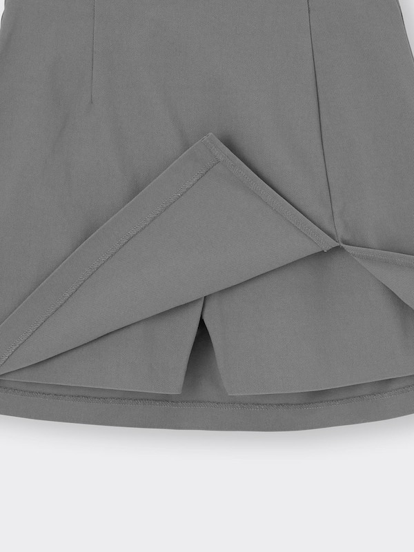 スリットスコート