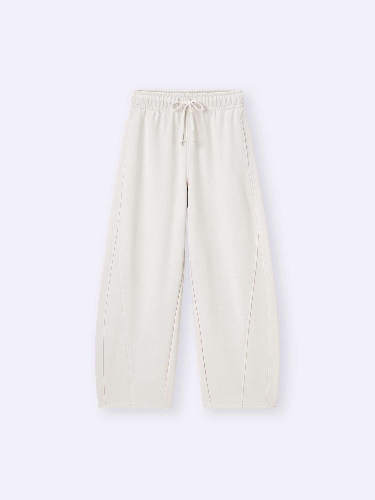 ☆ドイツ発*BERSHKA*新作*バレルレッグスウェットパンツ/CREAM☆ Bershka(ベルシュカ) パンツ・ボトムス(メンズ) - 海外通販のBUYMA
