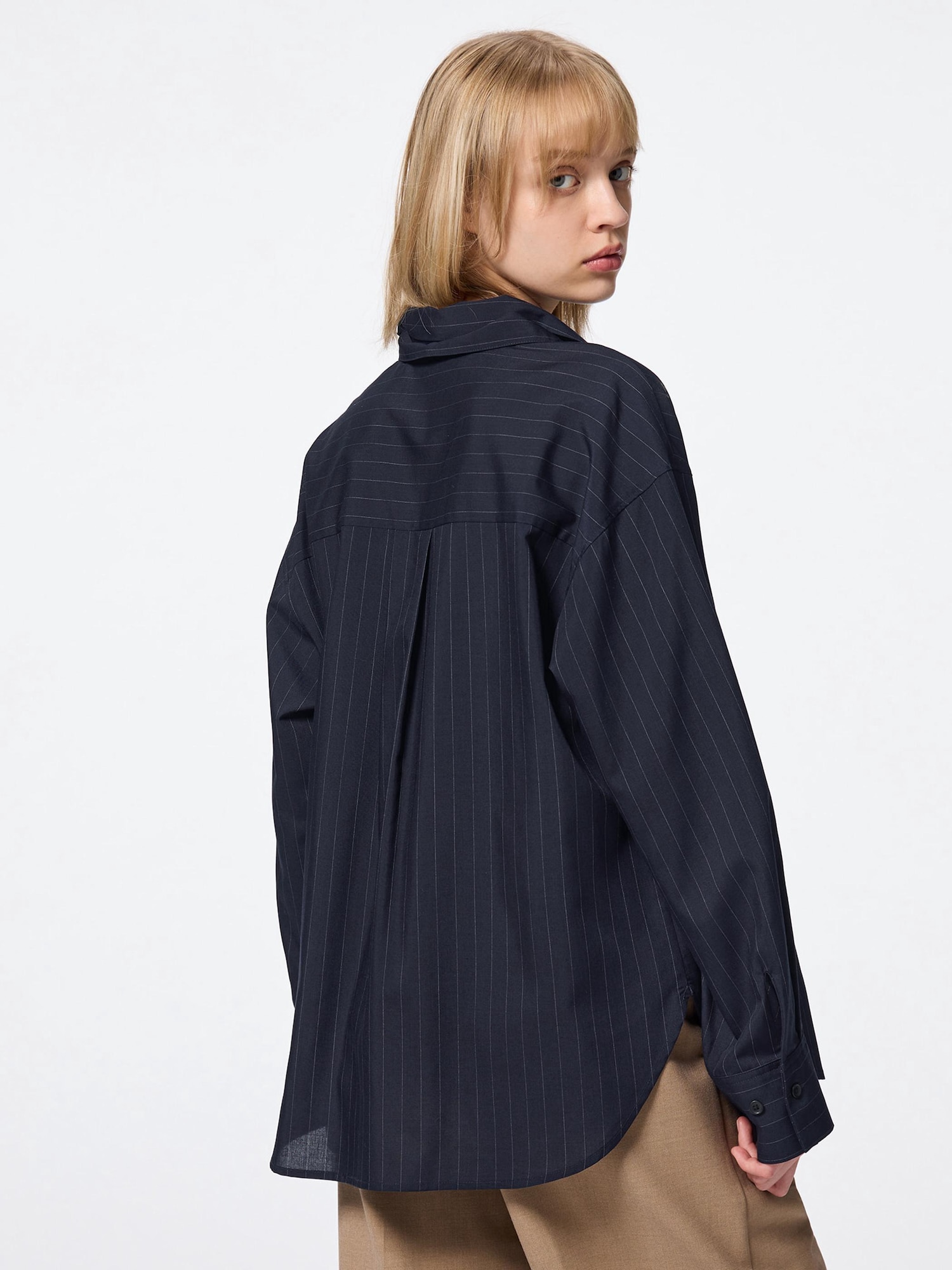 GU公式 | ボウタイシャツQ