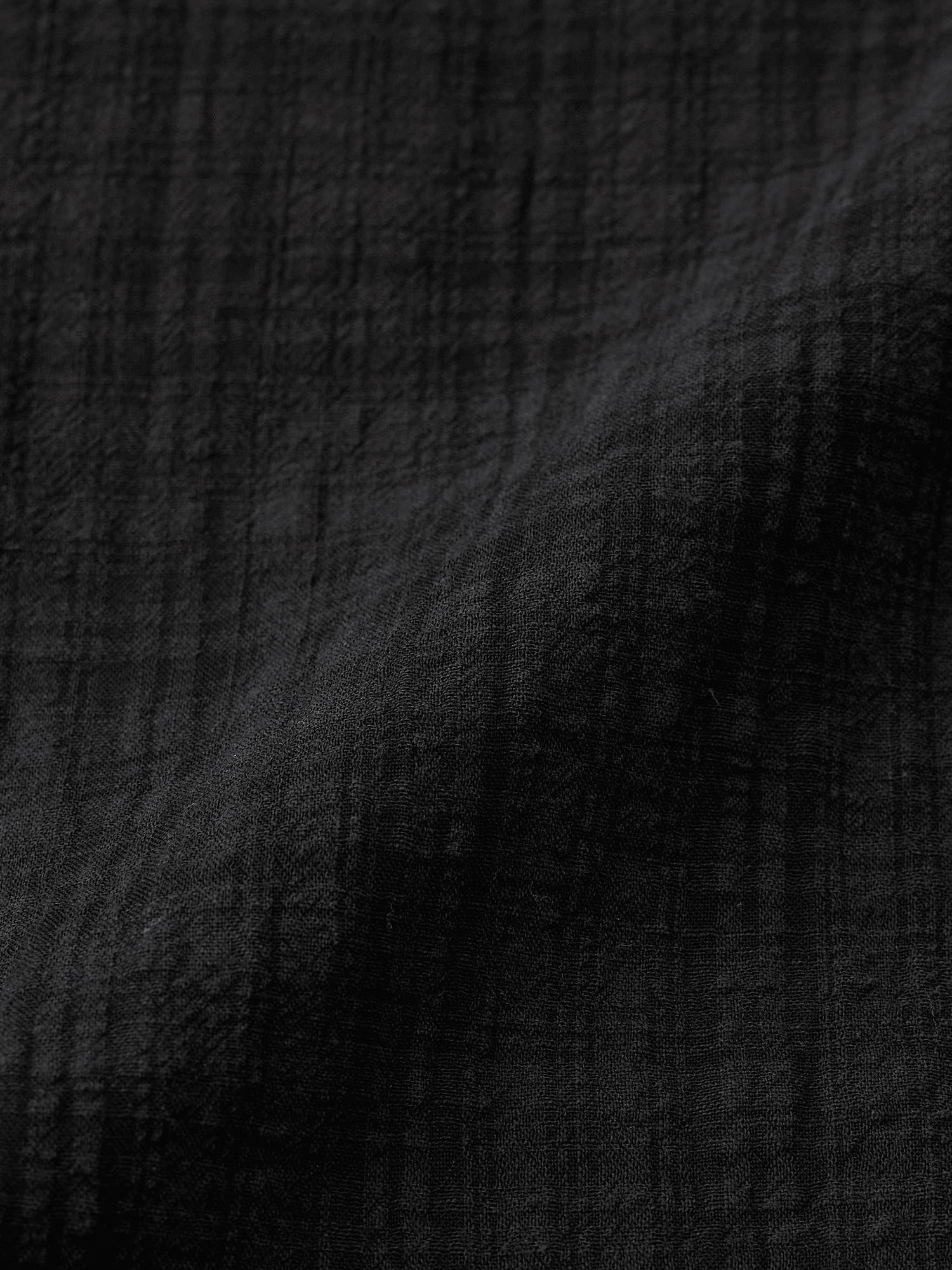 黒い立体テクスチャーキャミソール 139362_k1_3.jpg?v=1746795262