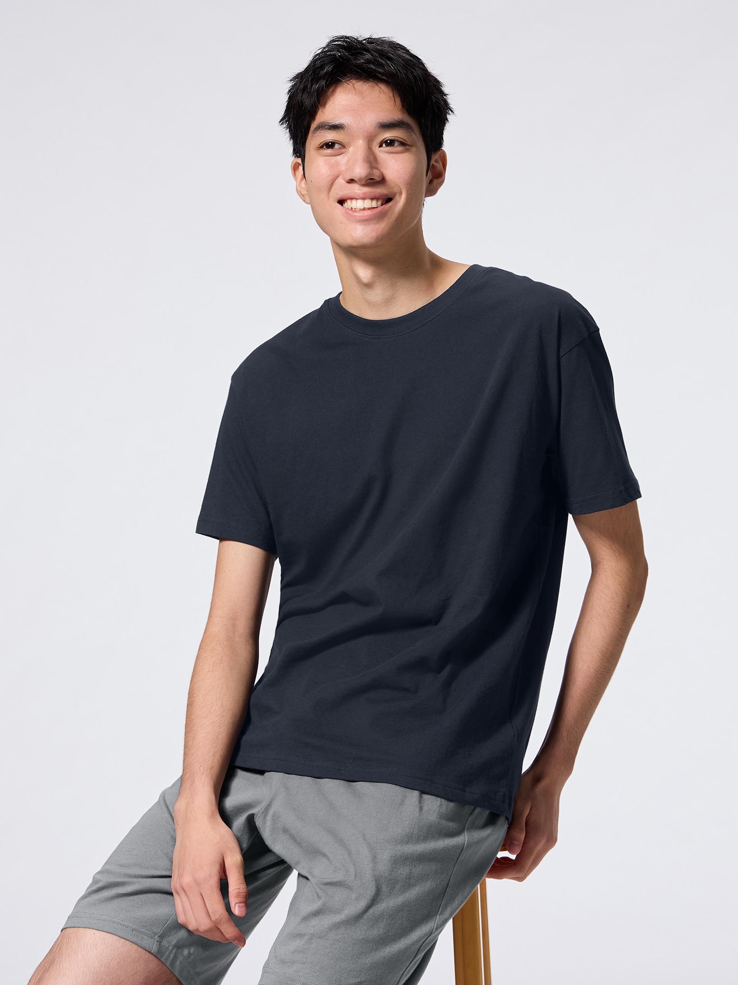 GU｜Tシャツ 半袖 メンズ関連商品の通販・購入