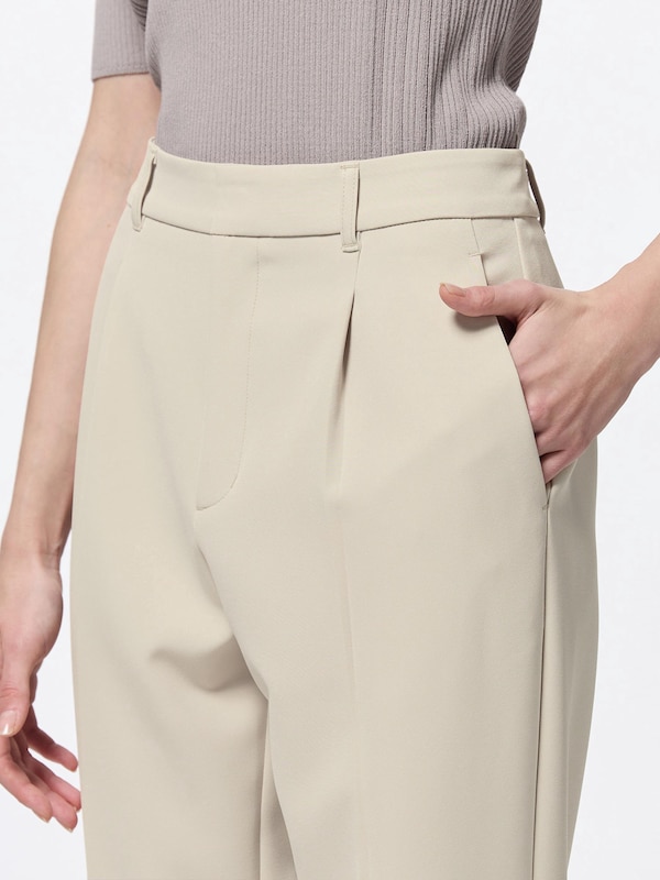 ストレッチテーパードパンツ