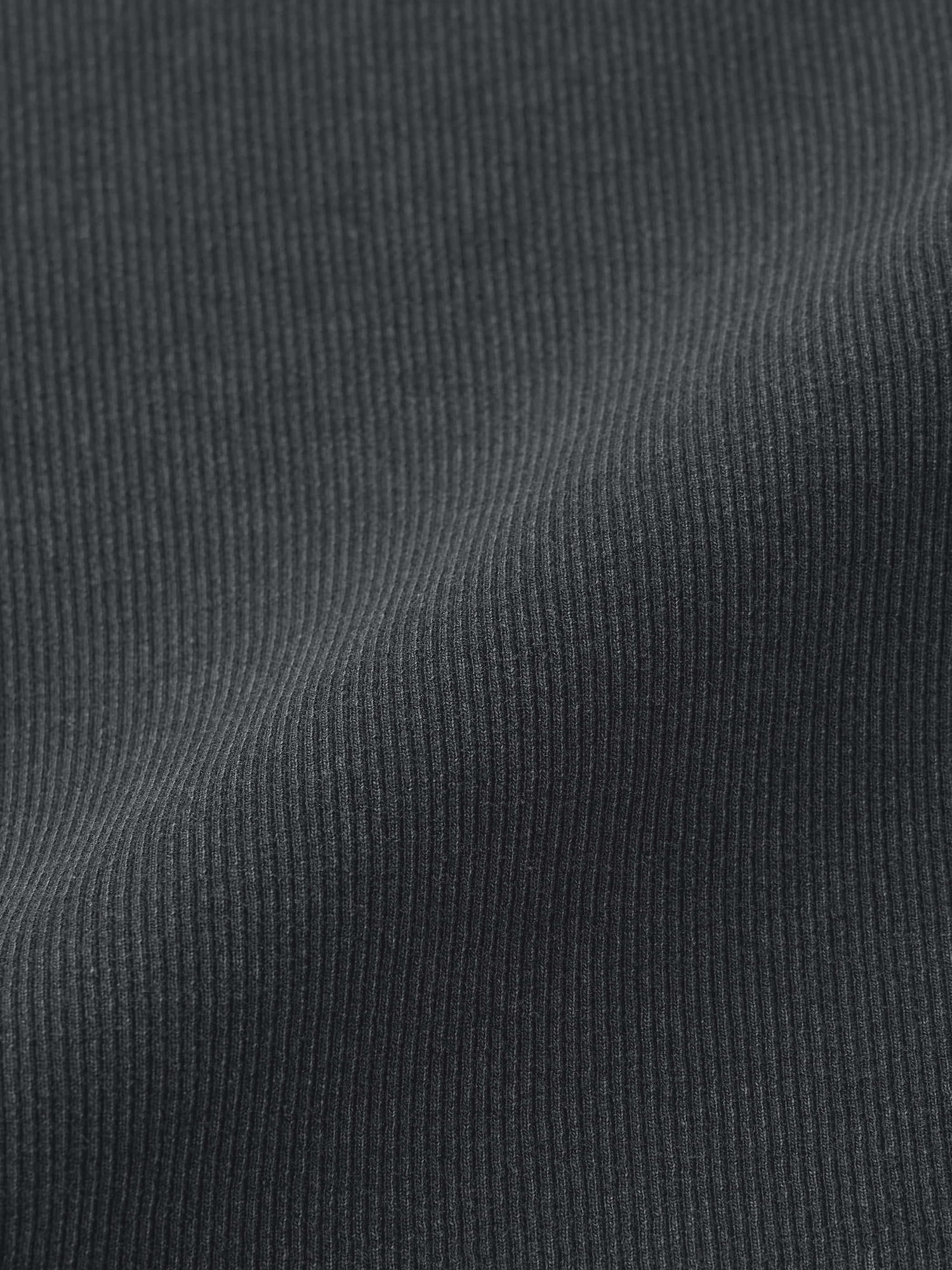 GU公式 | ウォッシュドリブクロップドT(長袖)