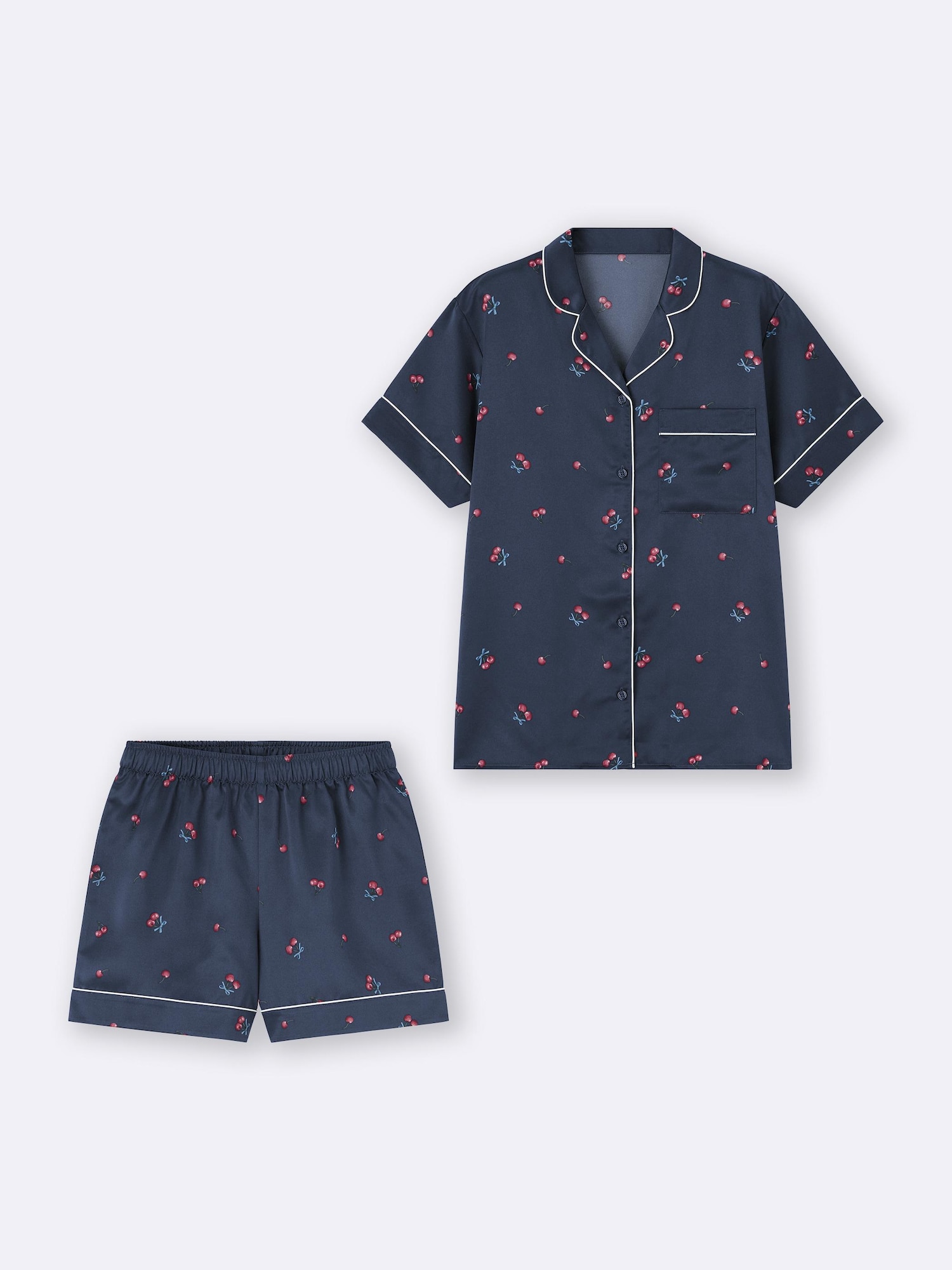 GU×ちいかわ レディース サテンパジャマ(半袖&ショートパンツ) XLサイズ GU公式 | サテンパジャマ(半袖&ショートパンツ) CHIIKAWA