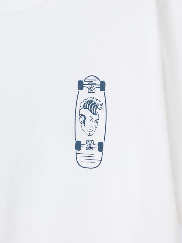 グラフィックT NAGA