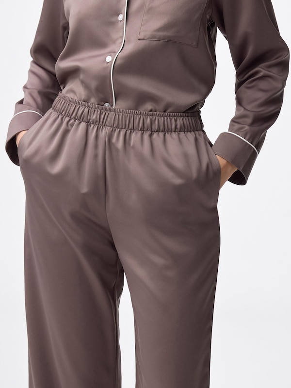 サテンパジャマ(長袖&ロングパンツ)