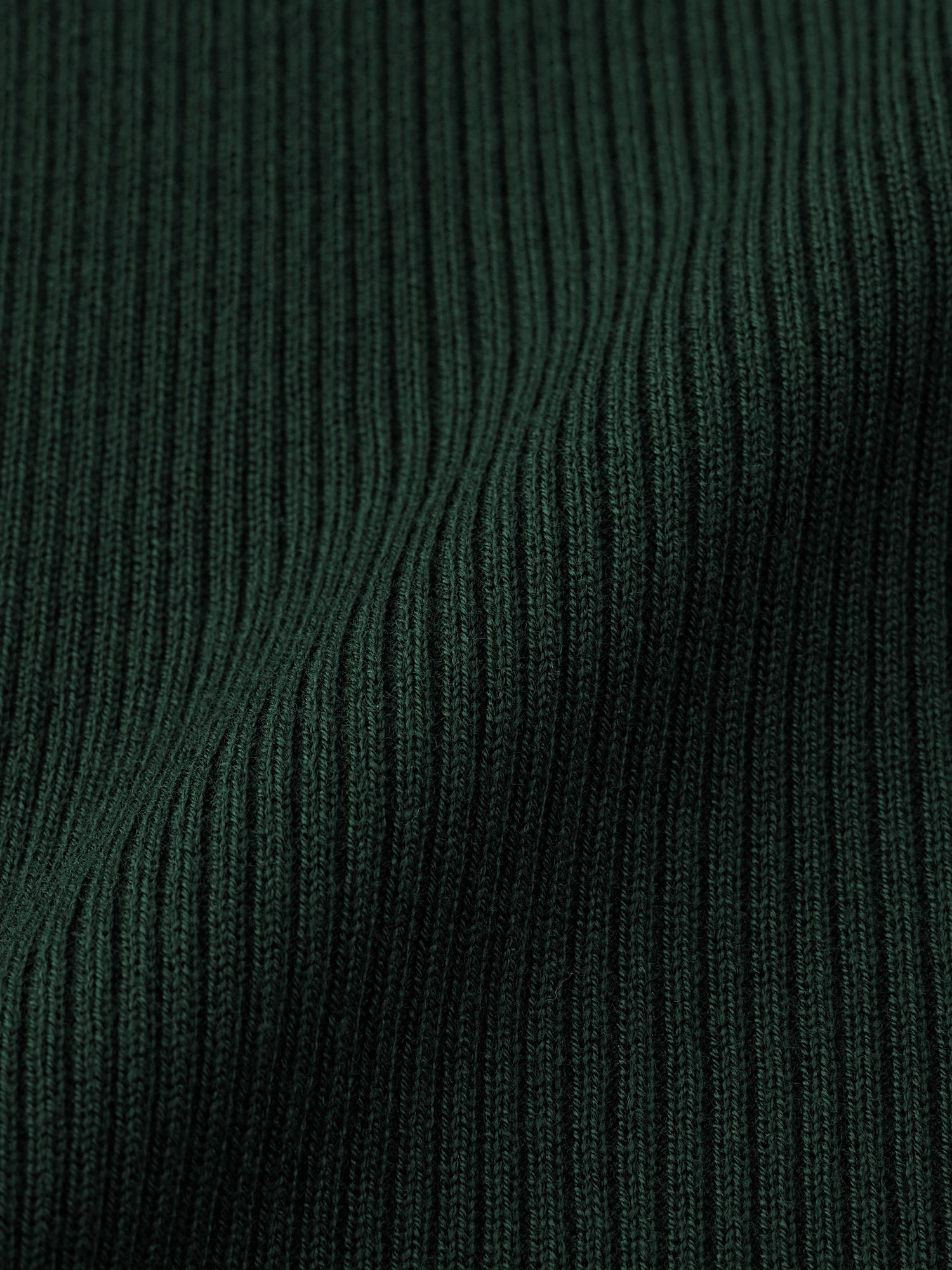 GU公式 | リブタートルネックセーターZ+E