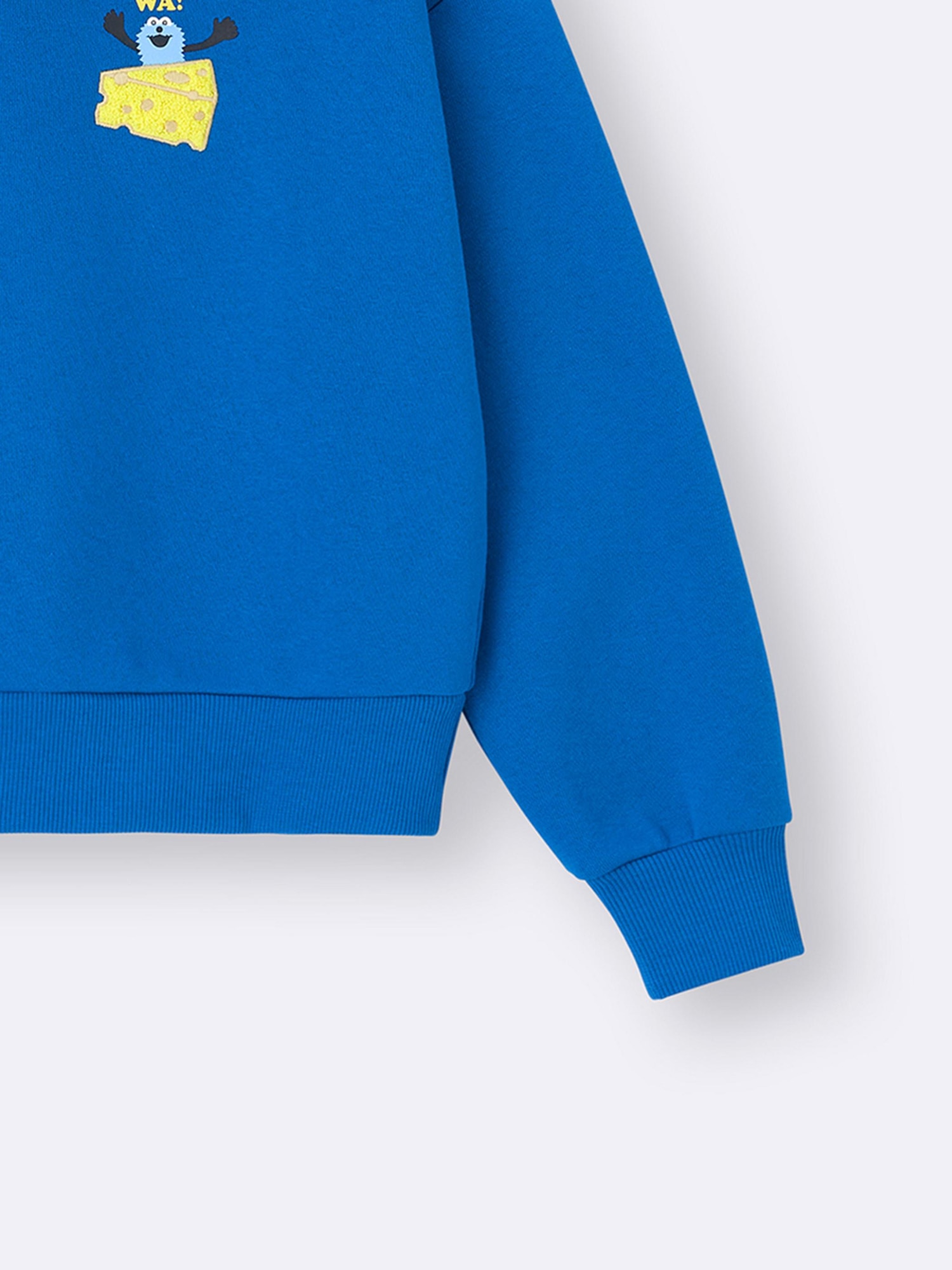 ブリとウニ GU公式 | GIRLSクロップドロゴスウェットパーカ(5分袖)JR